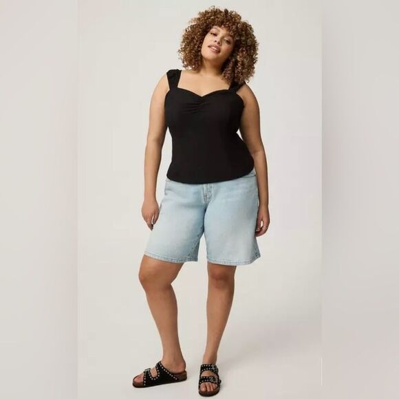 Torrid Black Squared Sweetheart Neckline Challis Smocked Tank - Picture 3 of 10